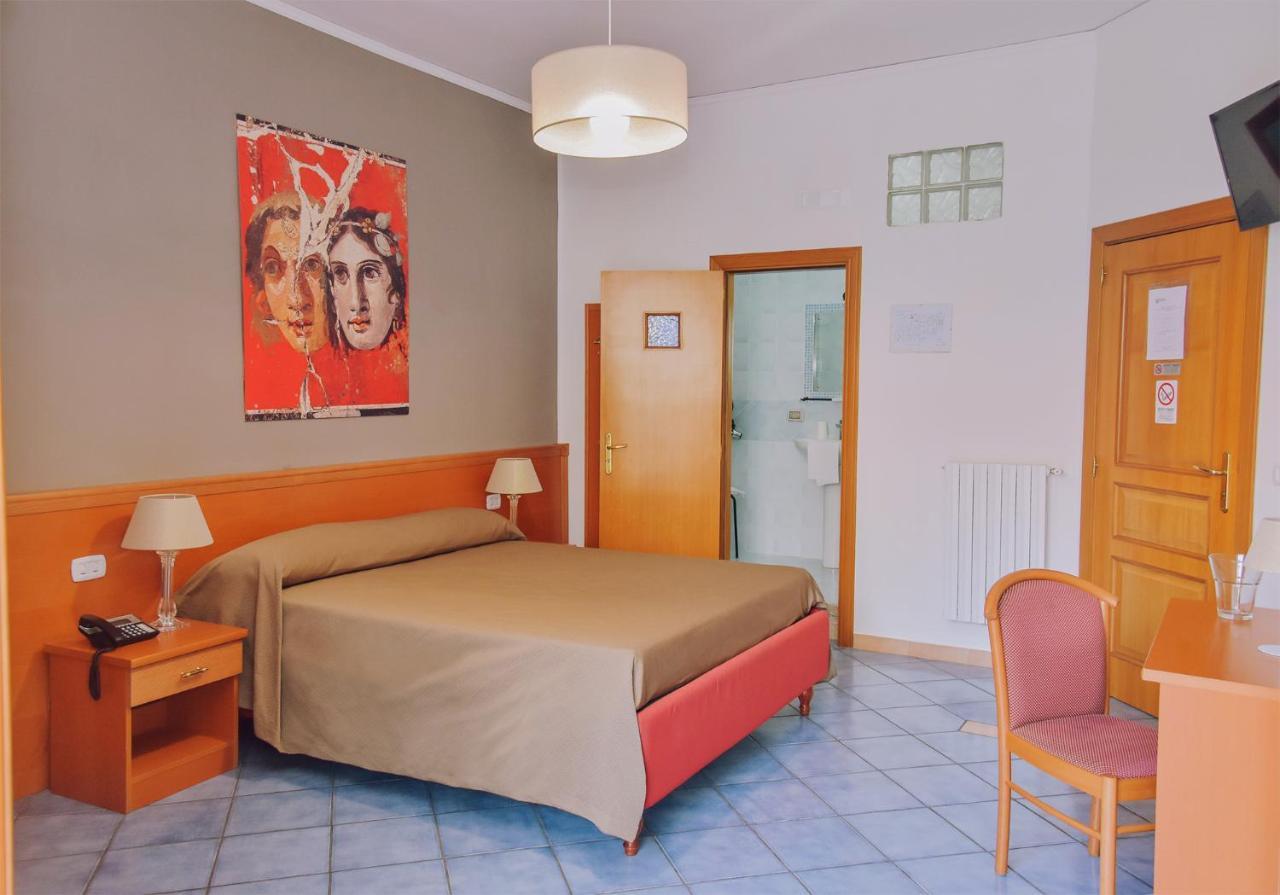 Hotel Piccolo Sogno Pompei Exterior foto